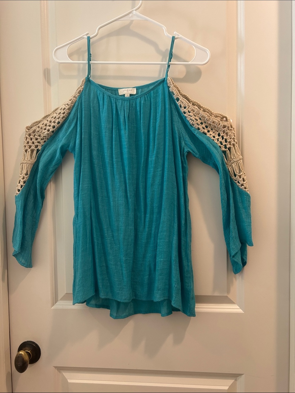 Umgee Boho Festival spaghetti strap Cold-Shoulder Crochet Sleeve Top size M Teal